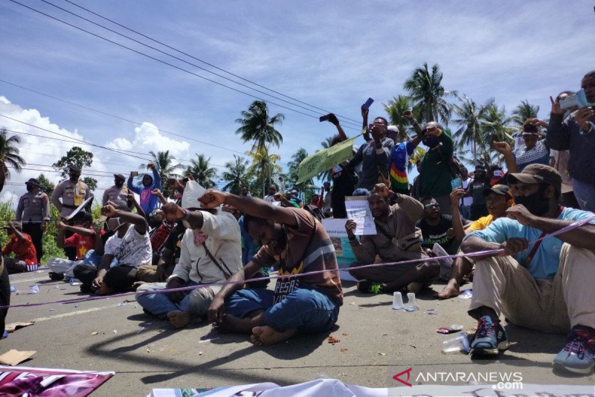 Belum sempat aksi,106 orang di Manokwari dijemput polisi