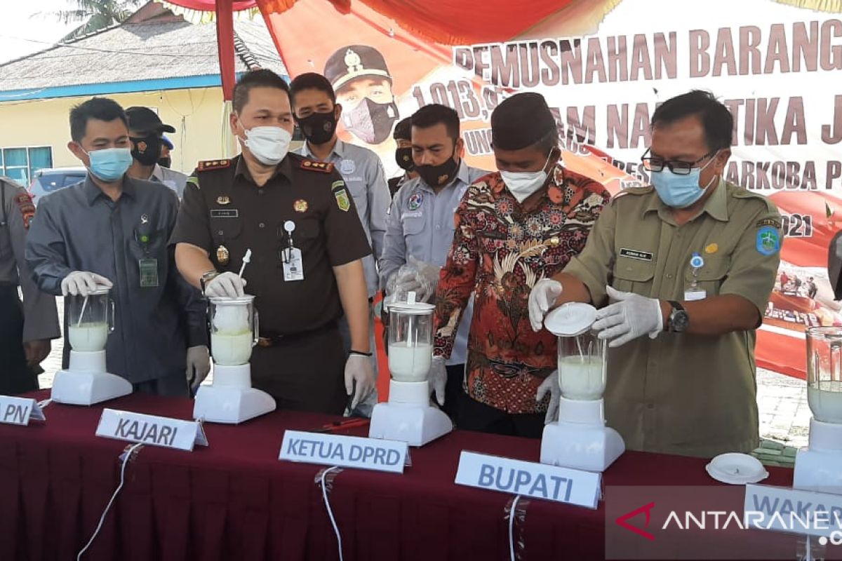 Polres Bangka musnahkan satu kilogram lebih sabu-sabu