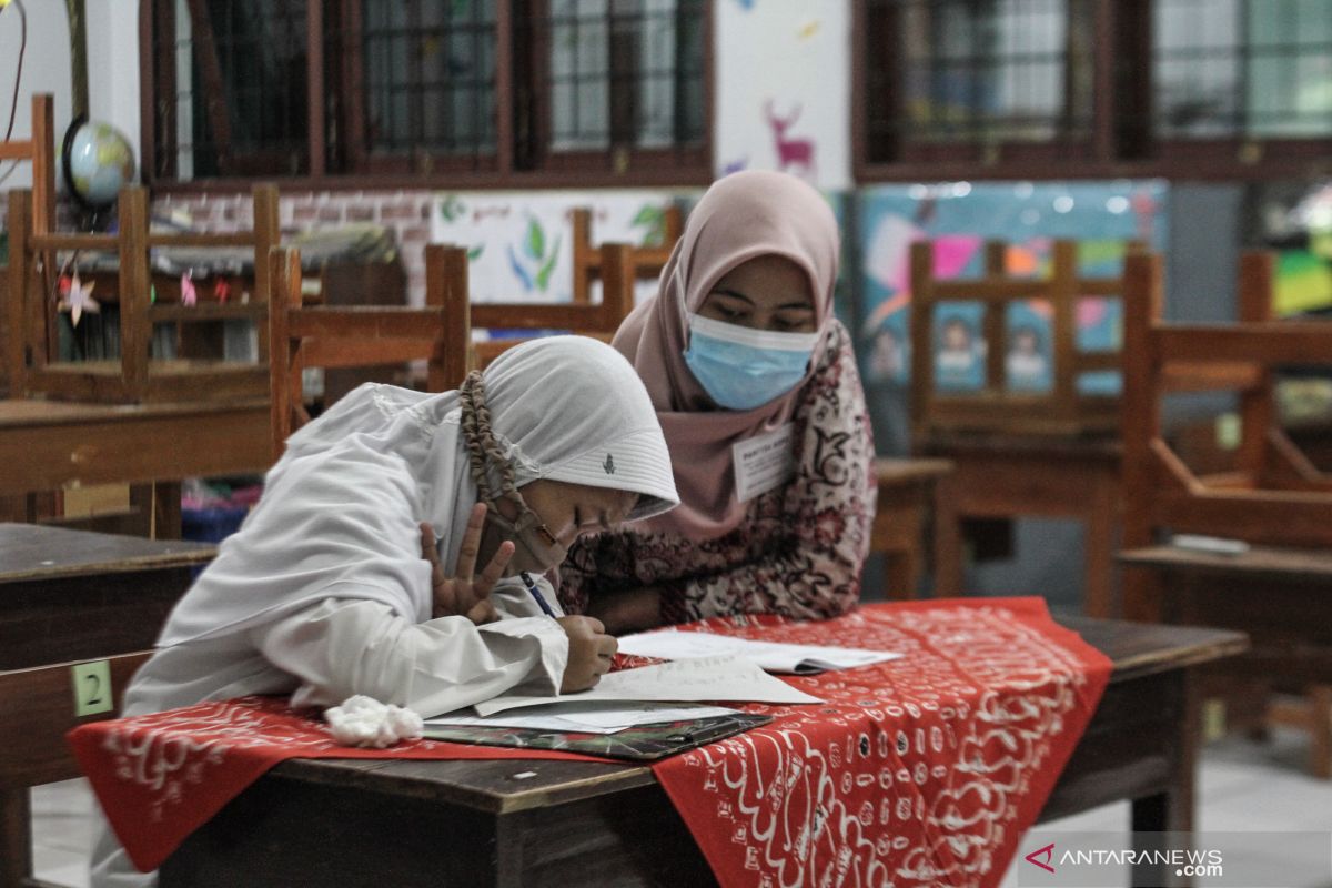 Sekolah di Yogyakarta kembali menerapkan pembelajaran daring penuh