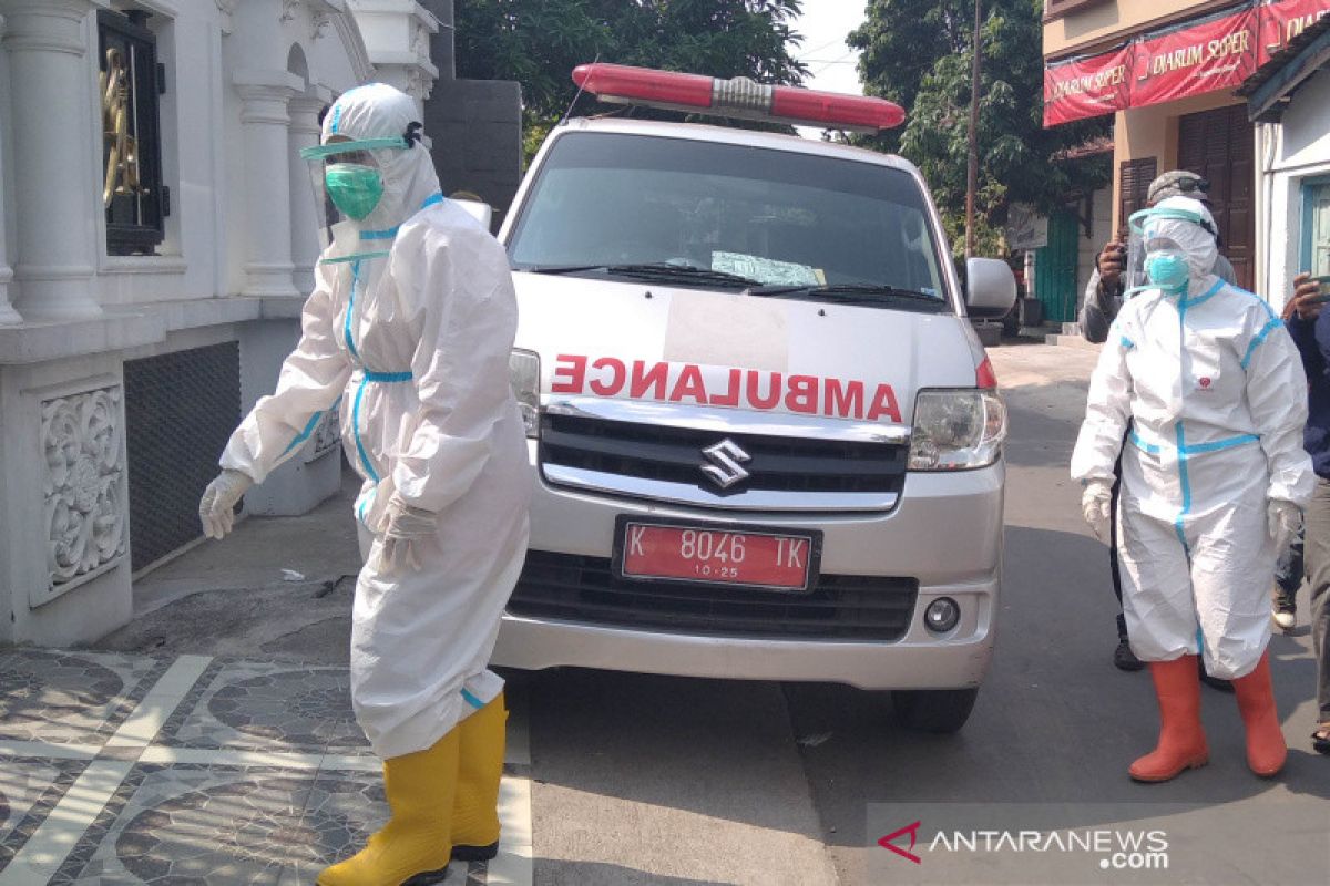 Hasil swab antigen pemilik hajatan yang undang Dewi Persik negatif