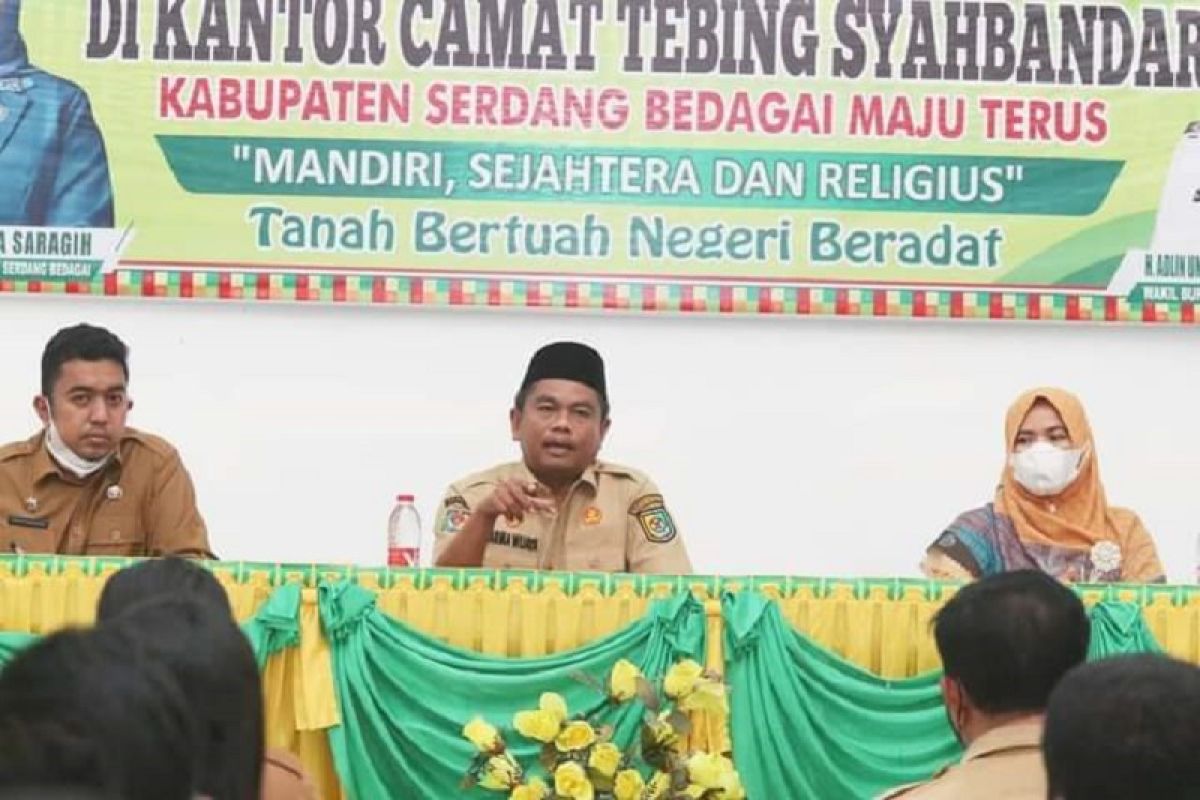 Bupati Sergai Sidak di Kantor Camat Sipispis dan Tebing Syahbandar