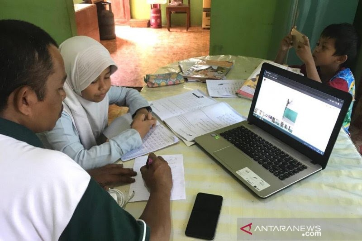 Zona merah, Wali Kota instruksikan sekolah kembali daring