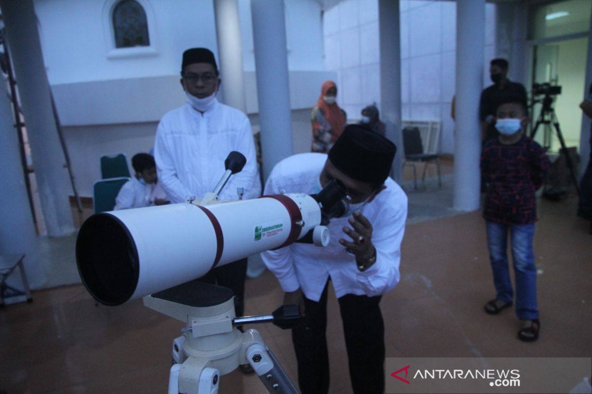 Gerhana bulan tak terlihat di Aceh karena mendung