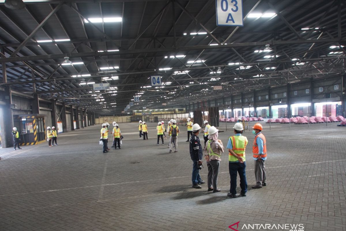 Terminal Petikemas Surabaya terapkan layanan impor daring per 1 Juni