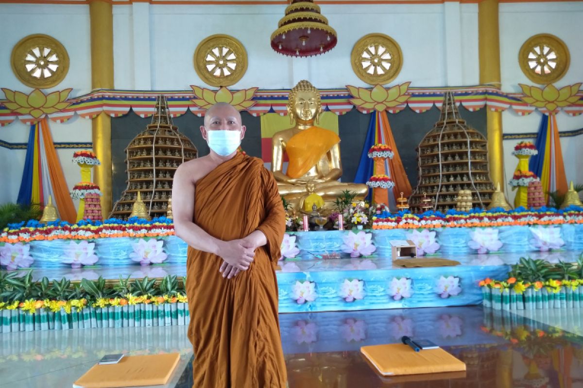 Vihara Dhammasoka Banjarmasin rayakan Waisak 2021 secara sederhana