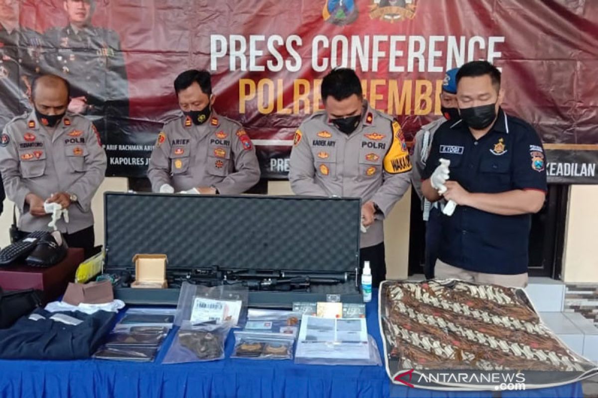 Polisi Jember tangkap penipu catut nama mantan Kapolri Badrodin Haiti