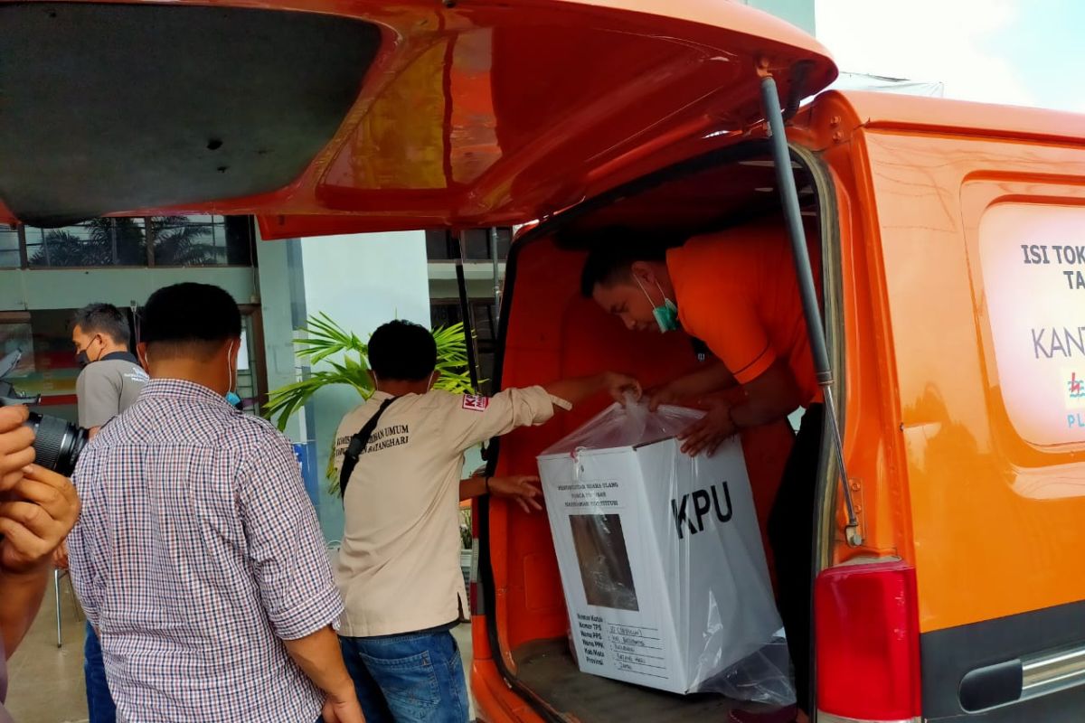 KPU mulai distribusikan logistik PSU Pilgub Jambi ke TPS