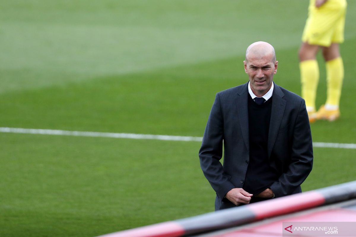 Zinedine Zidane putuskan mundur dari Real Madrid