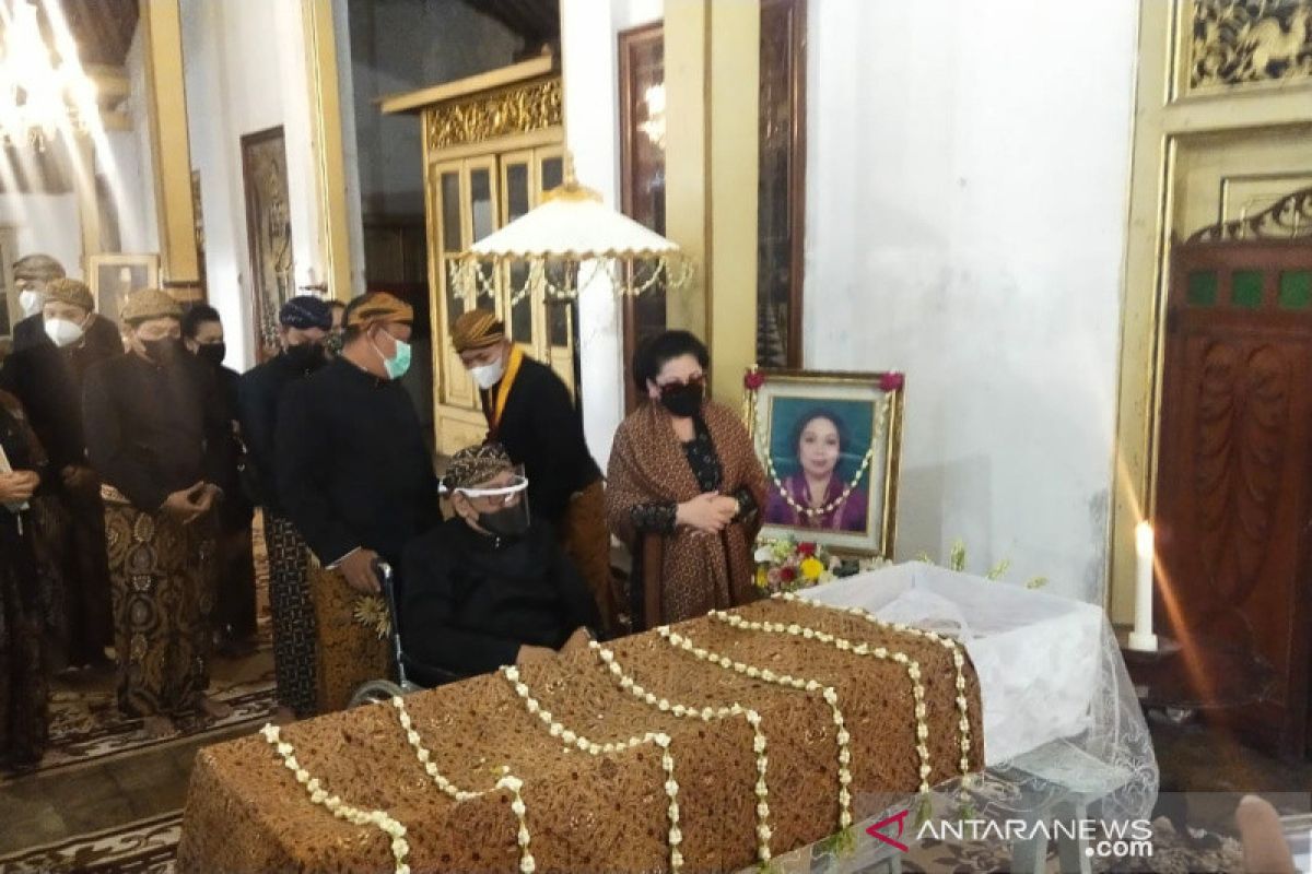 Putri Paku Buwono XII, GKR Retno Dumilah meninggal dunia