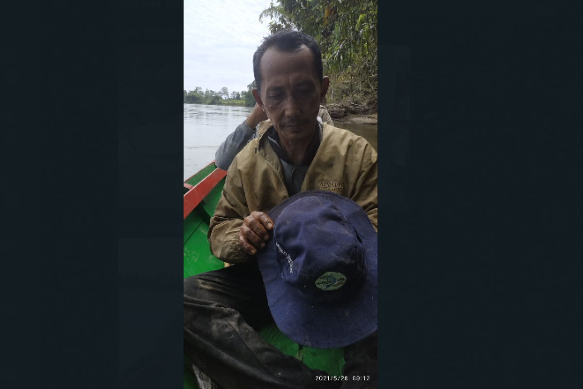 Dua hari tersesat sang pemburu ditemukan di tepi sungai Kapuas