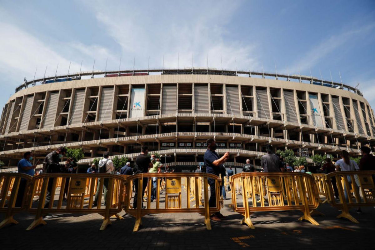 Barcelona berharap kembali ke Stadion Camp Nou pada akhir tahun