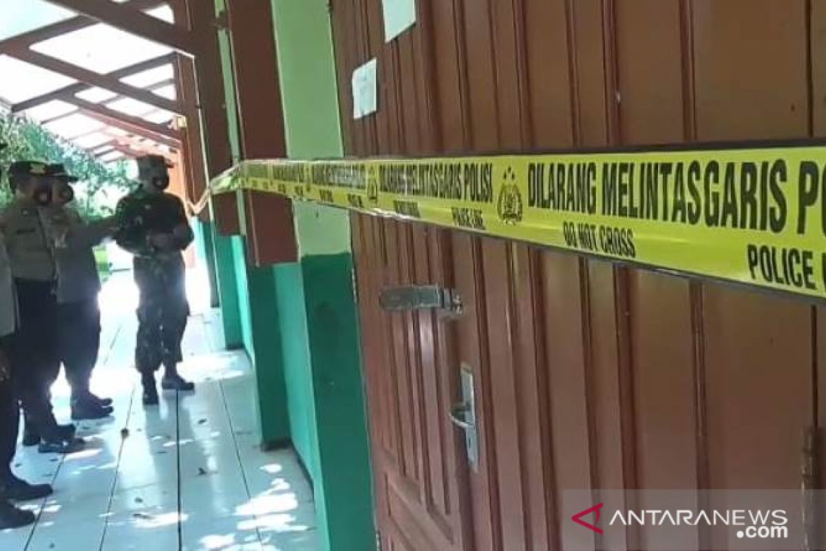 Puluhan komputer milik dua sekolah di Madiun digondol maling