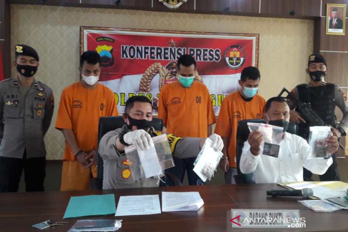 Beli tembakau gorila lewat medsos, tiga warga Temanggung diringkus polisi