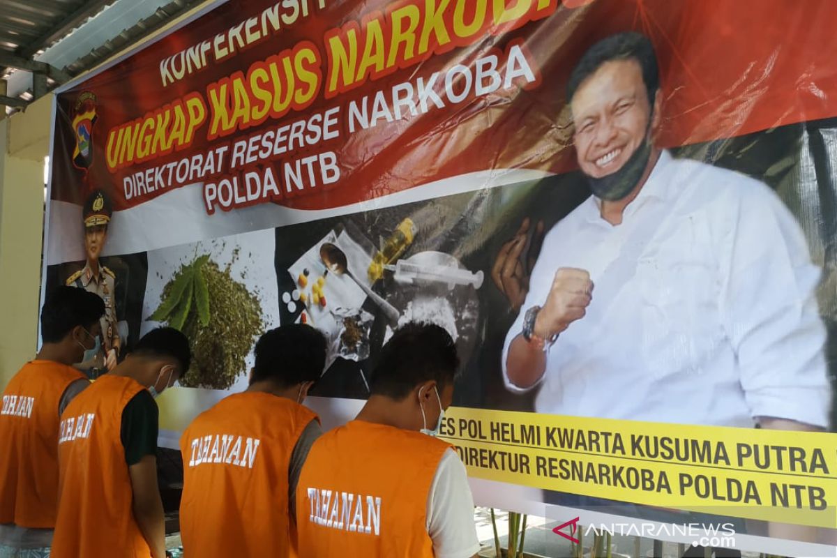 Polda NTB menggagalkan modus transaksi sabu di rumah makan