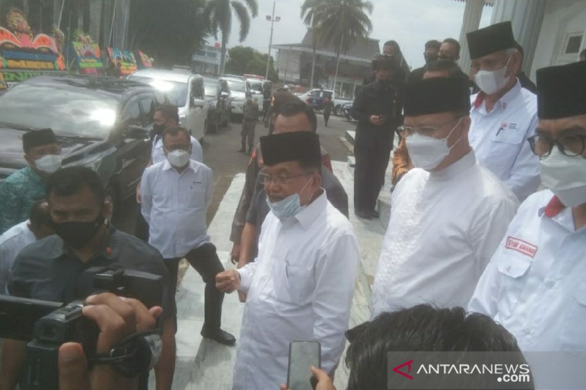 Jusuf Kalla: Soal TWK pegawai KPK harus sesuai aturan