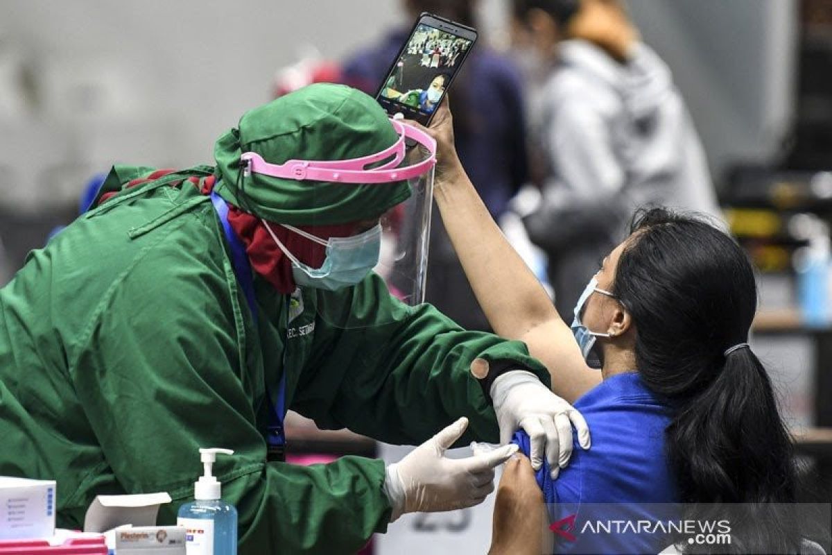 Vaksinasi COVID-19 di Indonesia capai 16.203.829 orang
