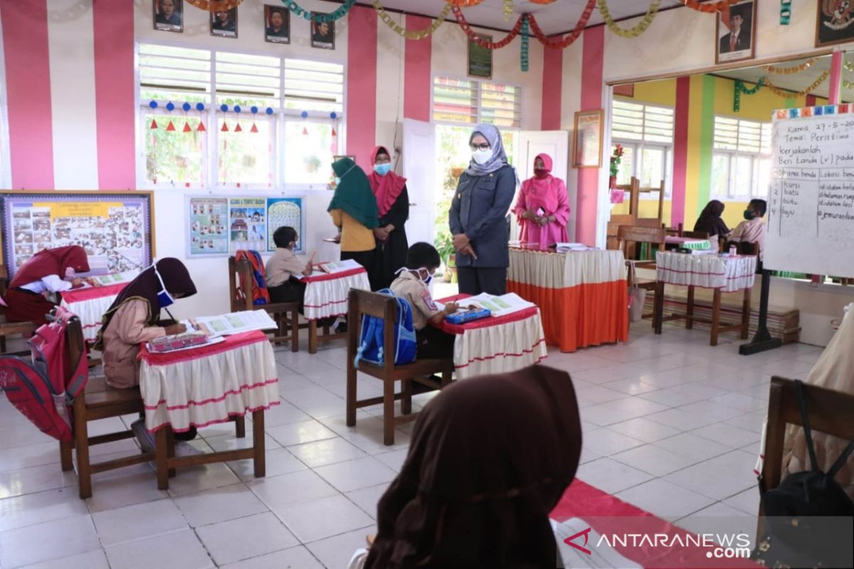 Wabup Bone Bolango pantau prokes belajar tatap muka di Sekolah