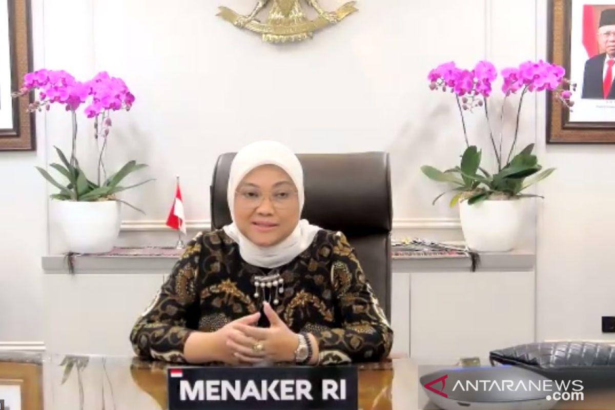 Menaker Ida dorong peran perempuan dalam pemulihan ekonomi