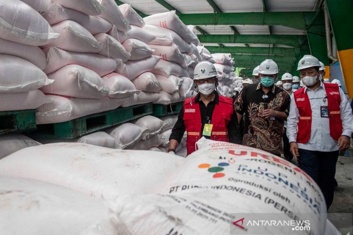 Mentan pastikan stok pupuk Pusri penuhi kebutuhan musim tanam