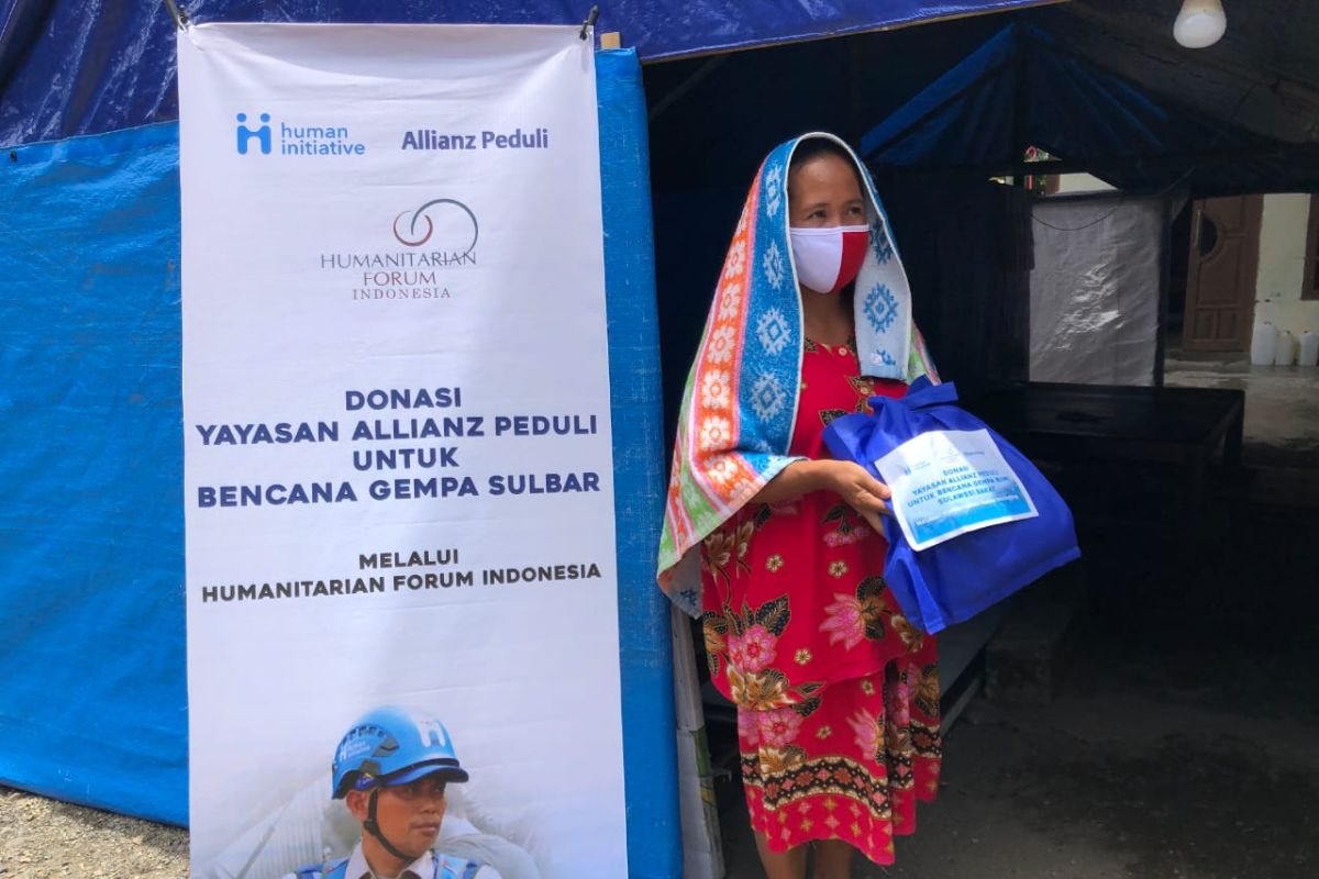 Human Initiative-Allianz salurkan bantuan di Majene-Mamuju