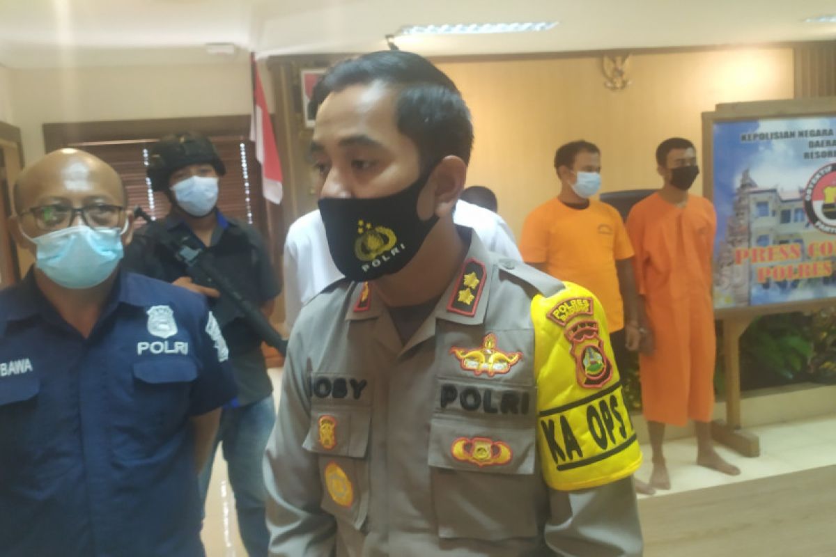 Bali cop arrested for trafficking drugs