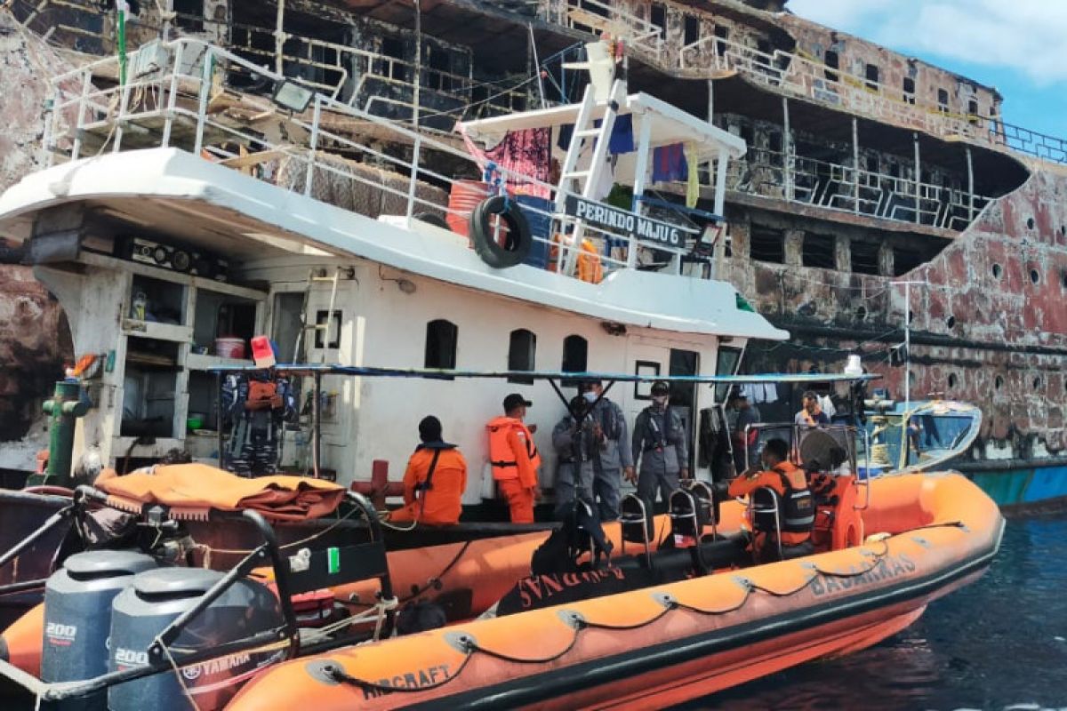 Korban hilang kapal terbakar di Kepulauan Sula belum ditemukan