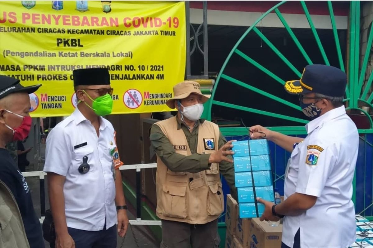 Jumlah warga positif COVID-19 di Ciracas tersisa lima orang