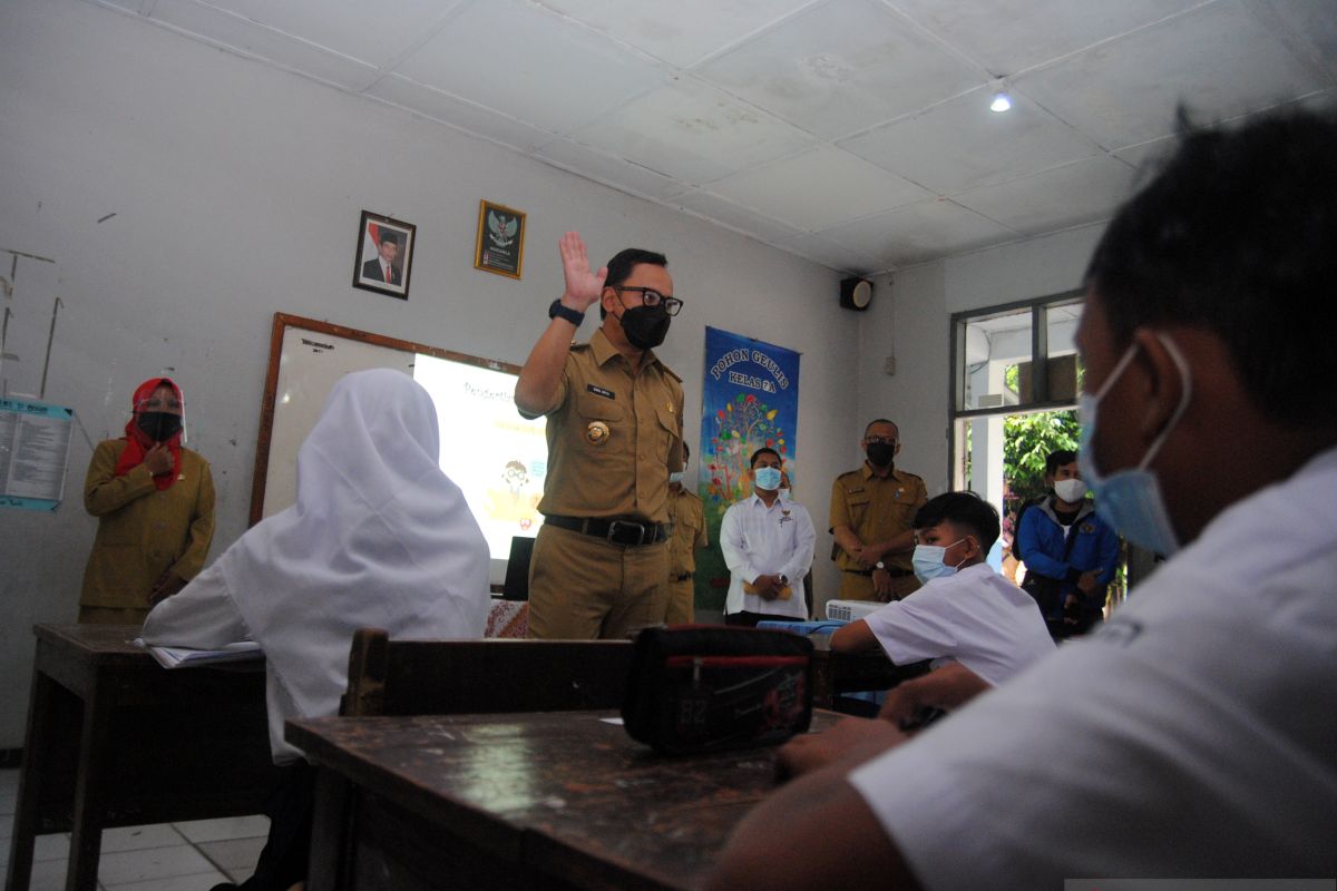 Dinas Pendidikan Kota Bogor sedang verifikasi kesiapan sekolah laksanakan PTM