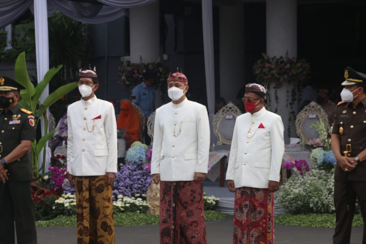 Wali kota-wawali optimistis warga Surabaya bisa lewati pandemi COVID-19
