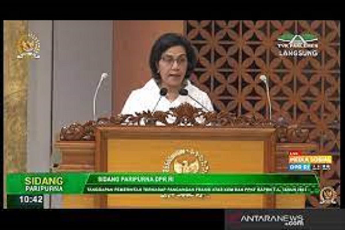 Menteri keuangan Sri Mulyani paparkan faktor ekonomi 2022 ditargetkan tumbuh 5,8 persen