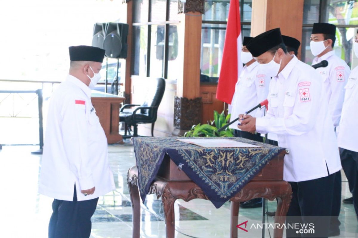 Bung Karna inginkan PMI Situbondo turut tangani tugas kemanusiaan lainnya