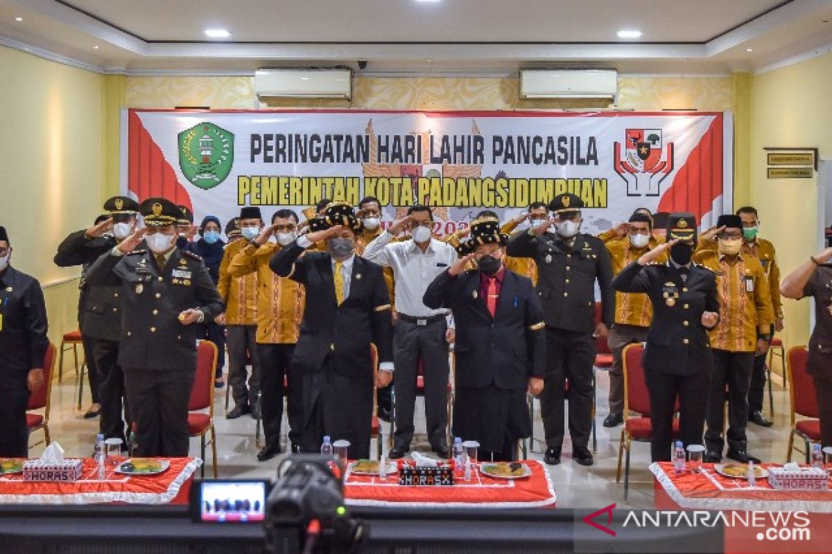 Wali Kota Padangsidimpuan ikuti upacara Hari Lahir Pancasila secara virtual