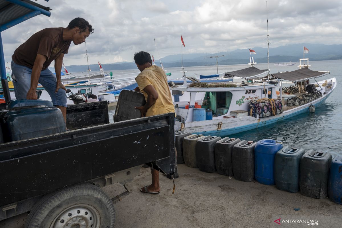 Sebanyak 82 persen nelayan belum punya akses BBM bersubsidi