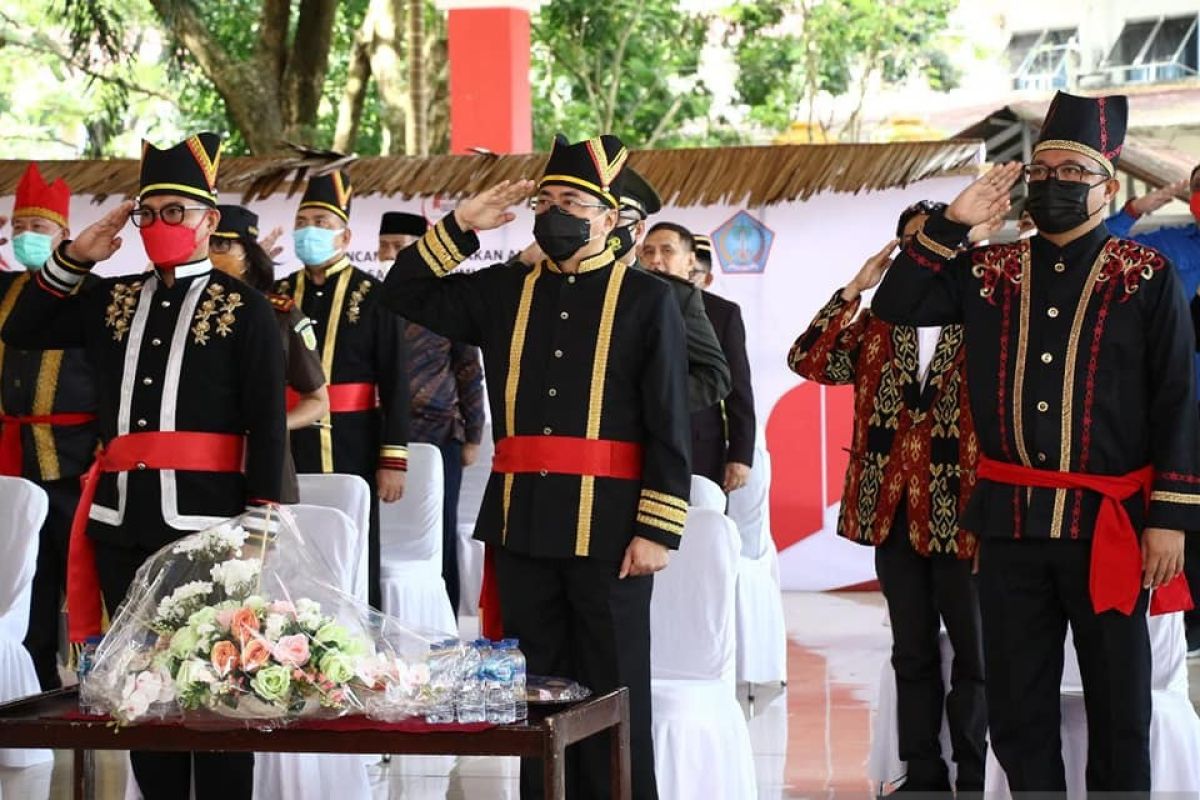Wali-Wawali Kota Manado hadiri peringatan lahirnya Pancasila di Minut