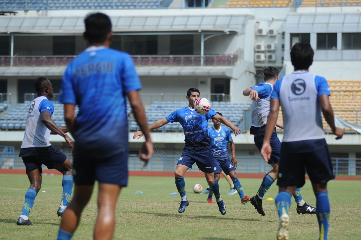 Pelatih Persib hindari cedera seiring intensitas latihan naik