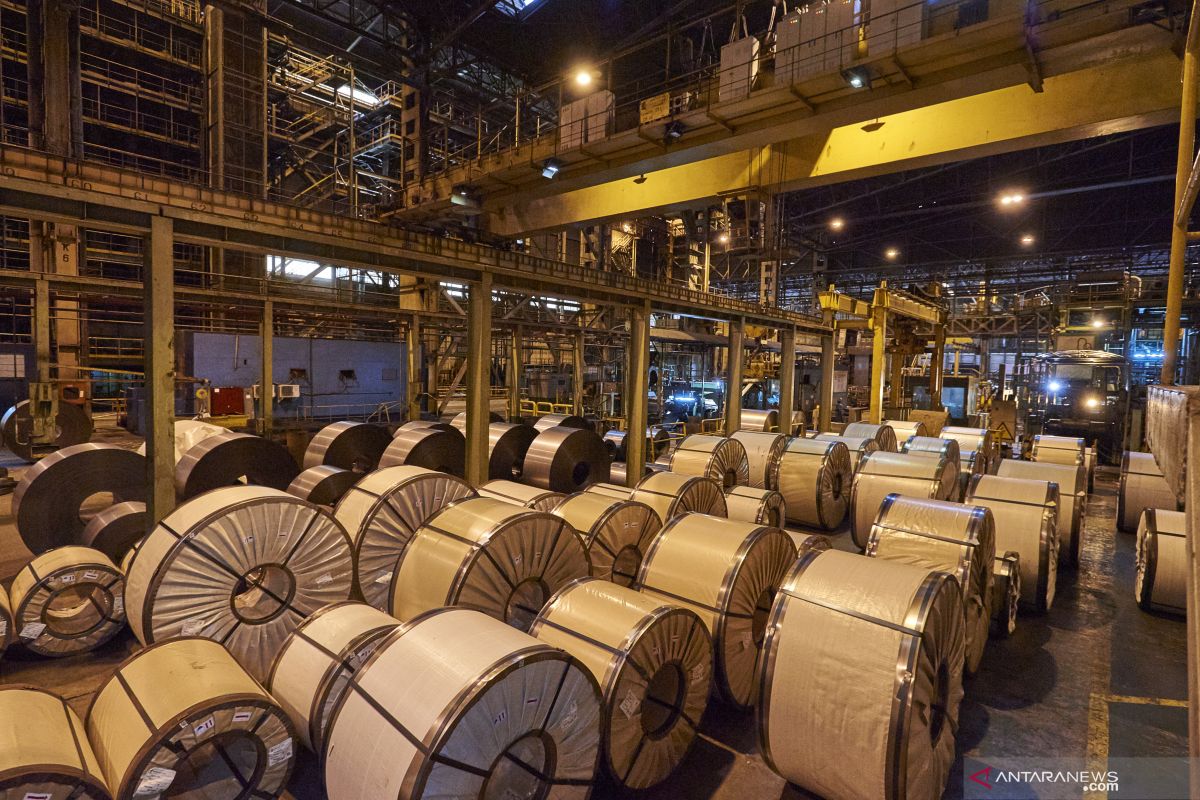 PT Krakatau Steel berkomitmen tingkatkan produksi baja