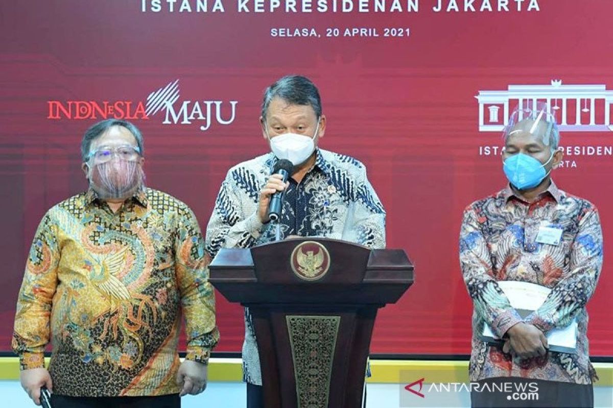 Menteri ESDM sebut akan kurangi kuota BBM jenis Premium di Jawa-Madura-Bali