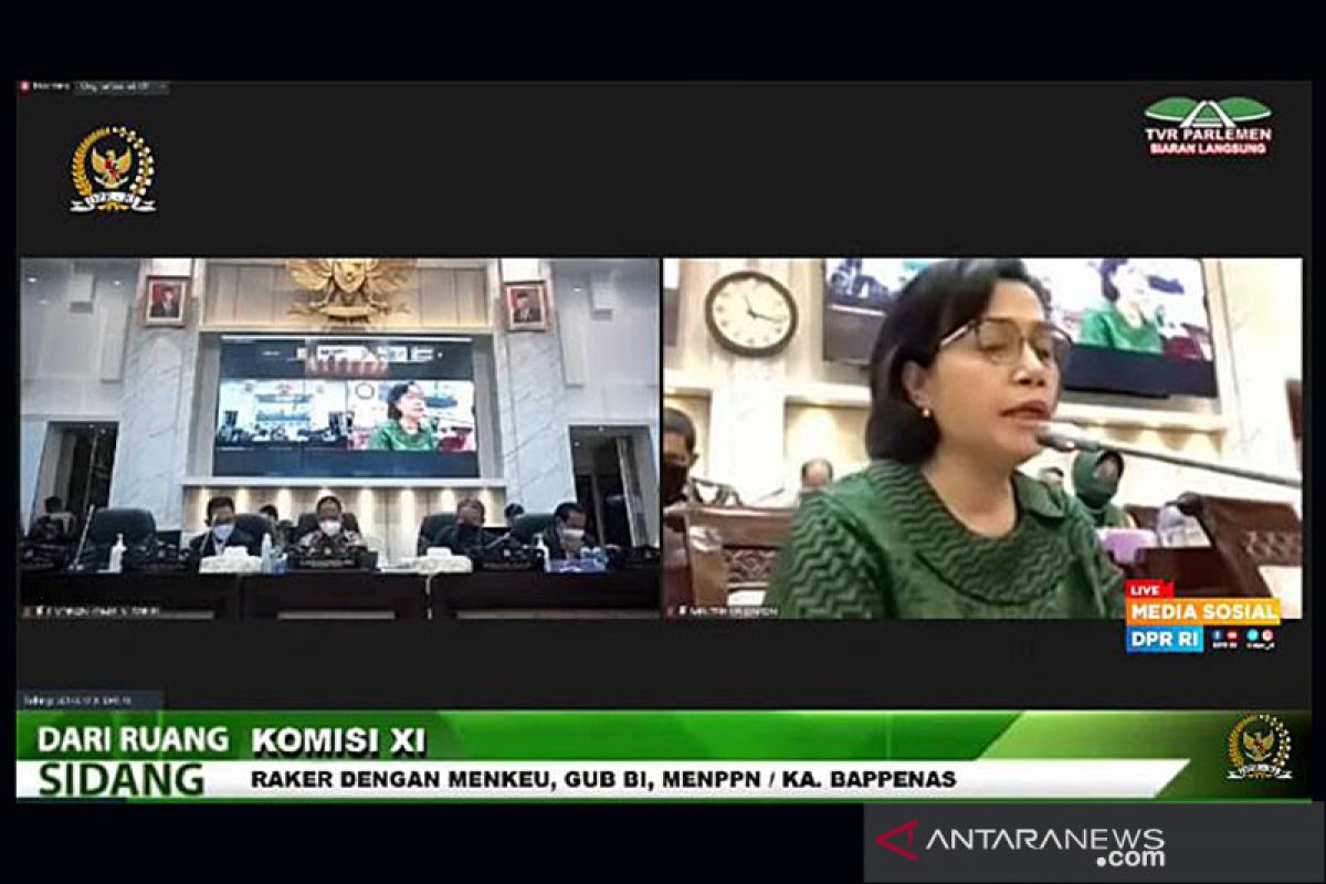 Dongkrak pertumbuhan, Menkeu targetkan konsumsi 2022 capai 5,3 persen