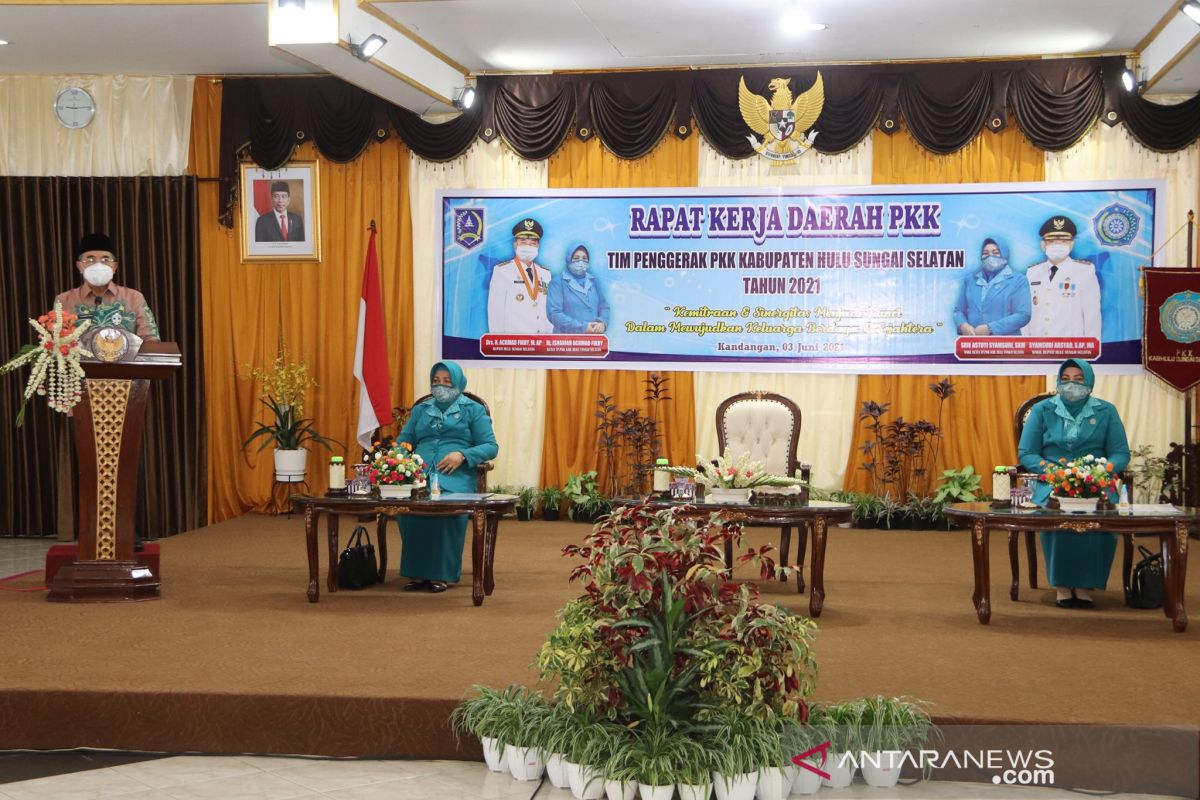 Bupati HSS buka rakerda PKK kabupaten tahun 2021