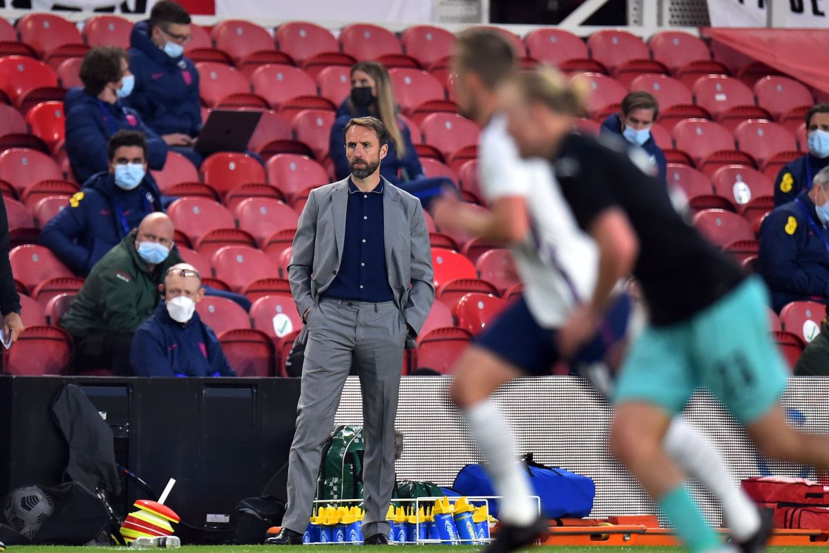 Southgate kritik penggemar yang hina pemain saat berlutut