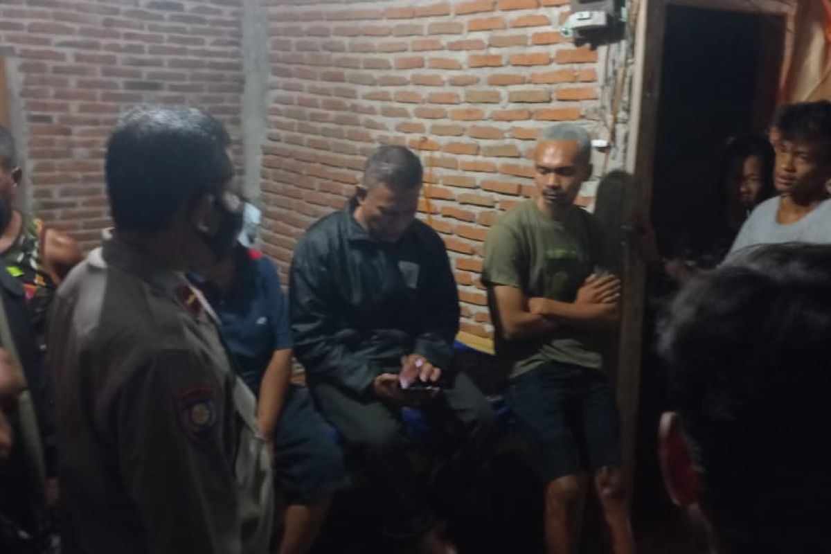 Hindari amukan massa, polisi amankan pelaku penganiayaan di Sape