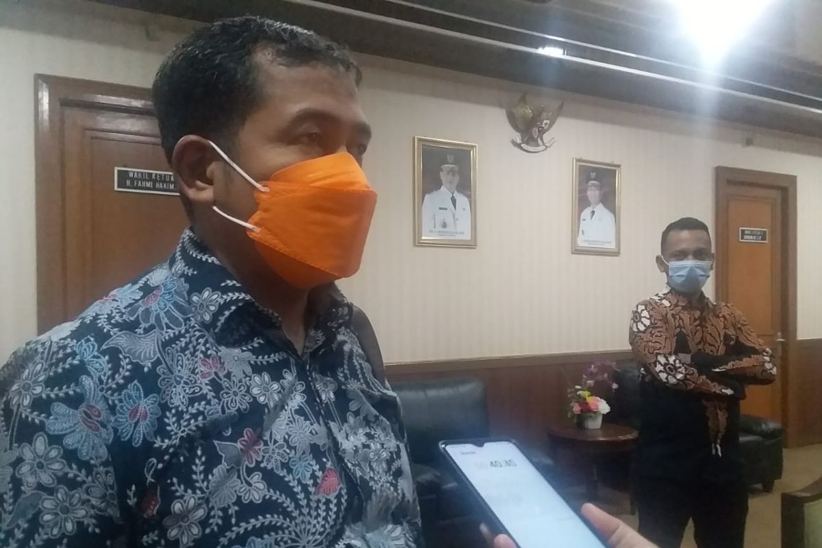 DPRD Banten ingatkan agar  mundurnya pejabat Dinkes tak ganggu pelayanan