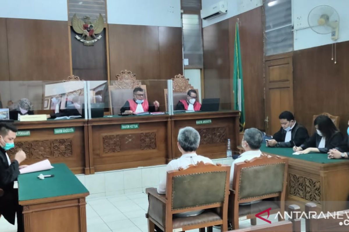 Jaksa tuntut mantan Direksi PT Tiga Pilar tujuh tahun penjara