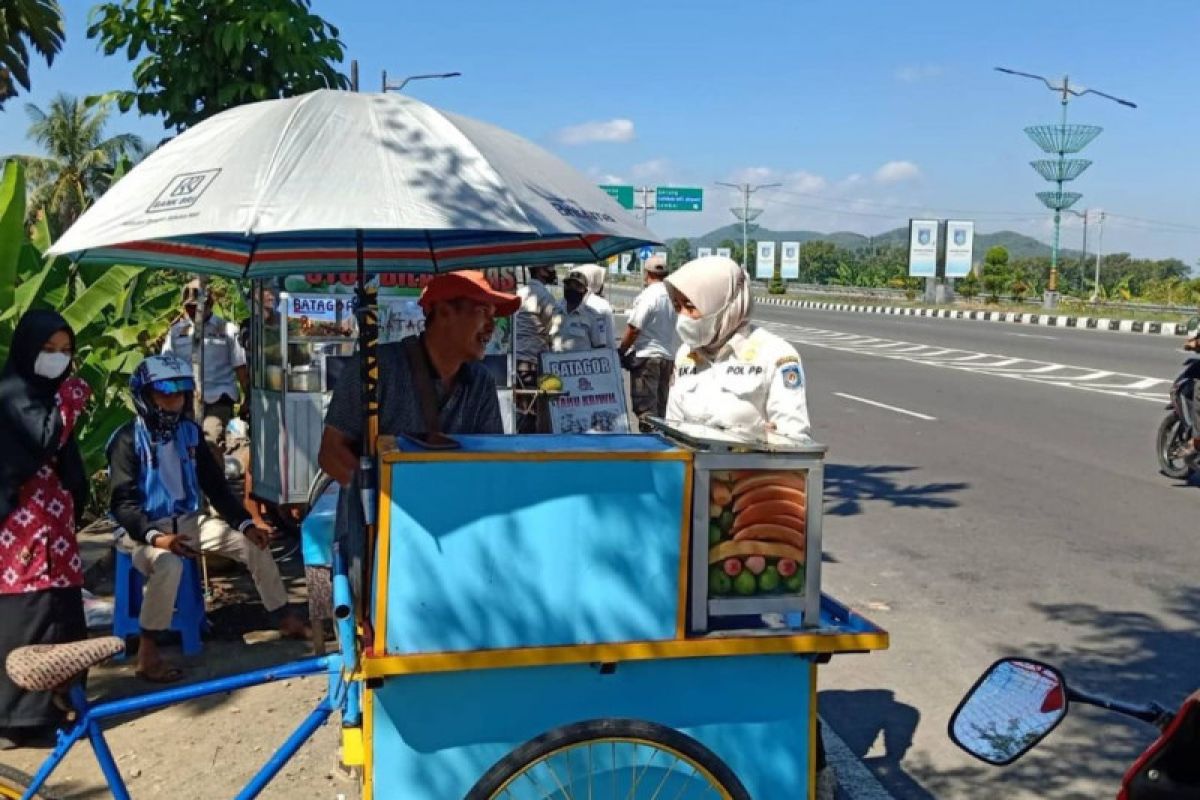 Pemkot Mataram menampung aspirasi pembuatan lapak PKL Tembolak