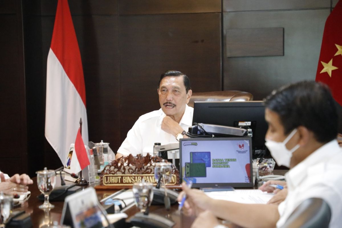 Luhut tekankan pentingnya pembangunan infrastruktur di Maluku Utara. Begini penjelasannya