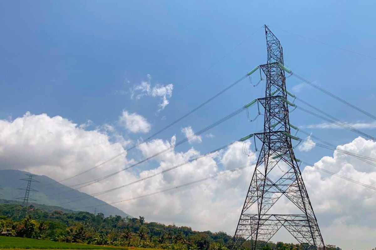 PLN Operasikan SUTET 500 kV PLTU Tanjung Jati B -- Pemalang dan GITET 500 kV Pemalang