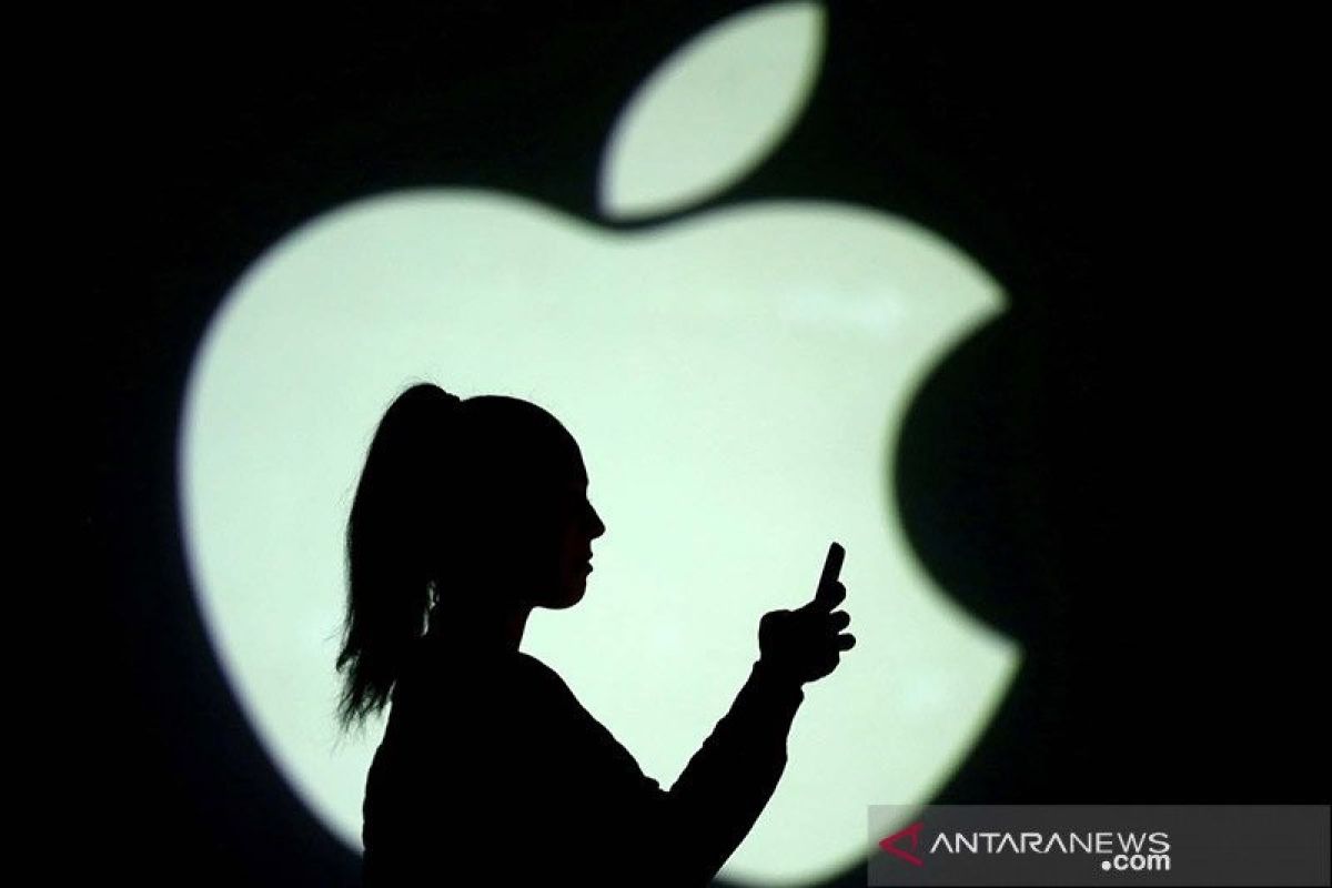 Apple minta karyawan untuk masuk kantor mulai September
