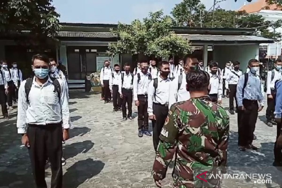 Minat pendaftar program Komcad Kemhan di Madiun cukup tinggi