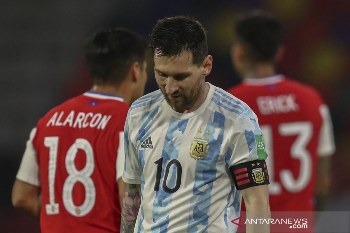 Kualifikasi Piala Dunia: Argentina dan Chile  berbagi satu poin