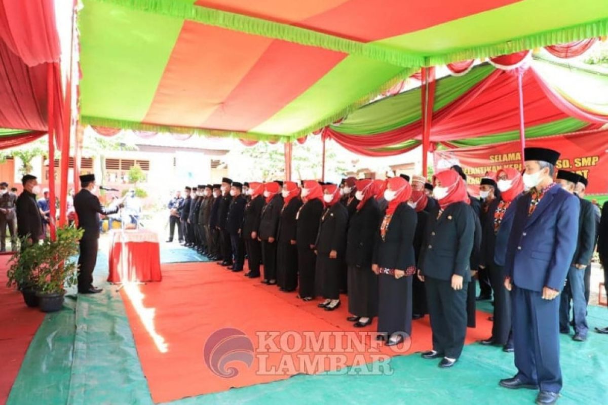 Bupati Lampung Barat lantik 63 kepala sekolah